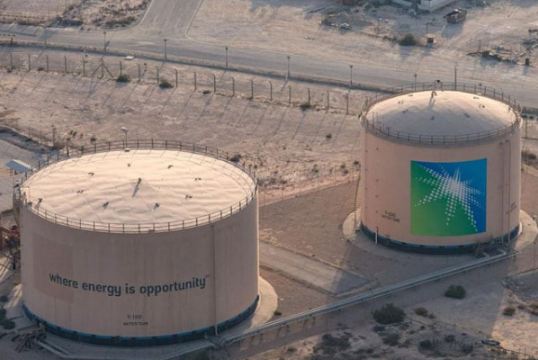 سعودی عرب پر حملے ، توانائی شعبے کو شدید دھچکا ، تیل و گیس کی پیداوار متاثر